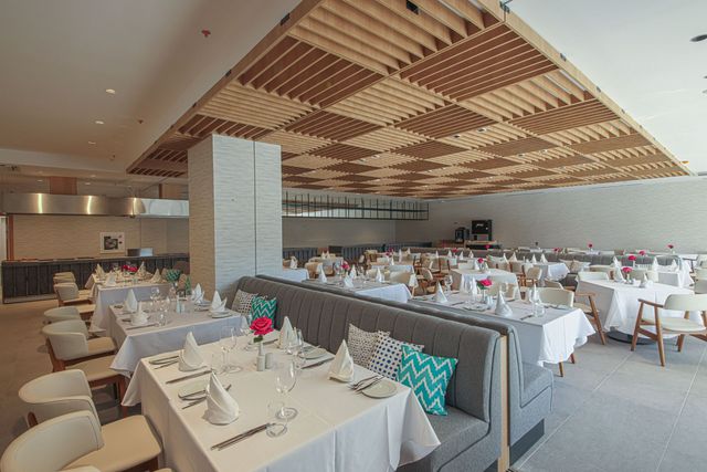 Poseidon Beach Resort hotel - Food and dining