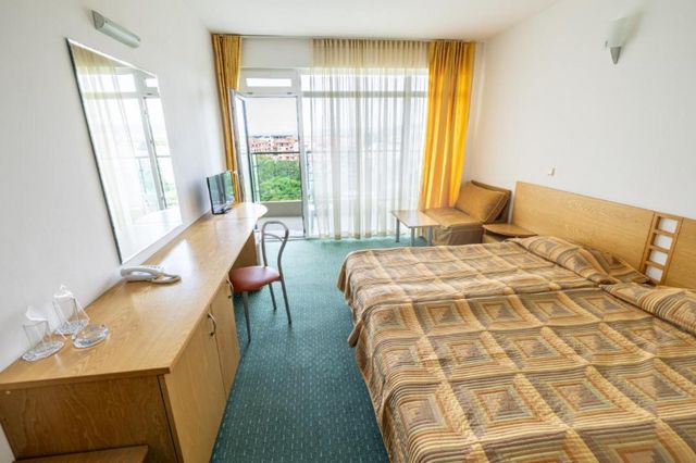 Slavyanski hotel - superior twin room