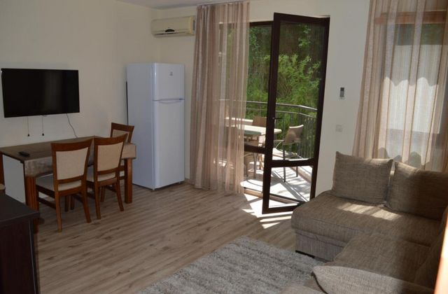 Amphora Palace - 2-bedroom apartment